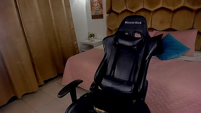 Emmet_CollinsJS webcam