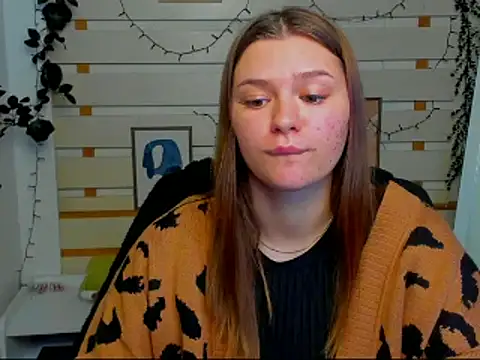 Josephine_Kiss webcam