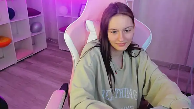 Golden__Whisper webcam