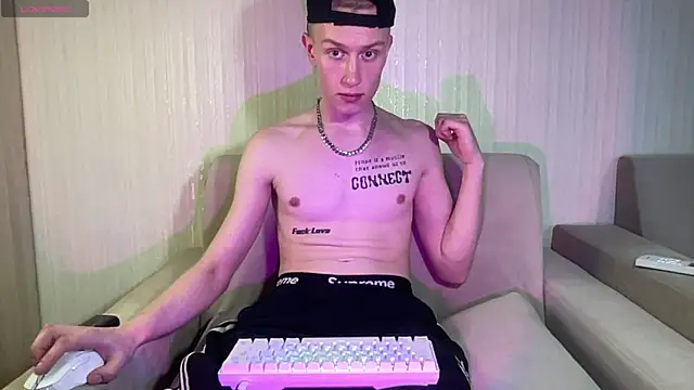 Travis_Gracile webcam