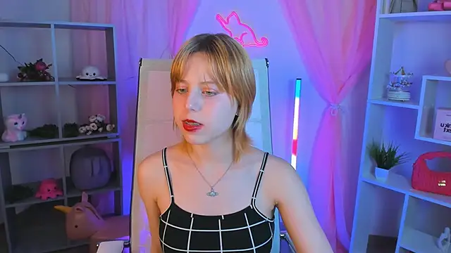 VivienneHebert webcam