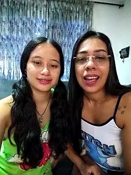 l0lita_emi - L0lita_emi's free webcam - UK Sex Cams