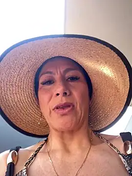 angelitasexy81 webcam