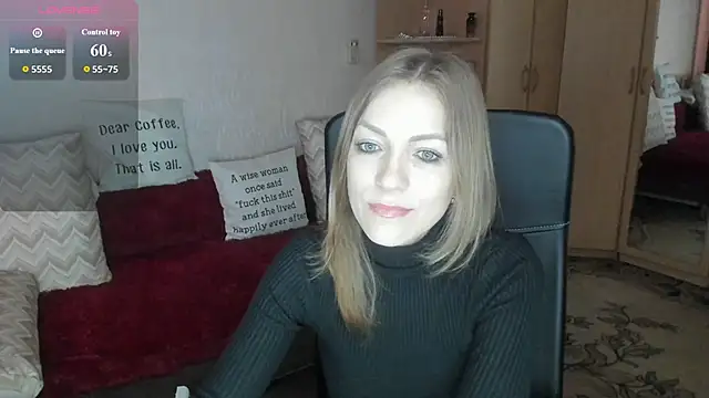 Tiffany_Bates webcam
