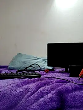 VirginPrincess06 webcam