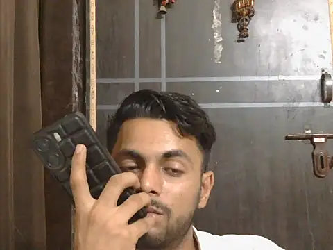 Stubborndesiboy webcam