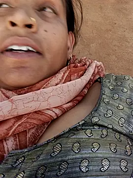 BIG_KRISHMA_NENA webcam