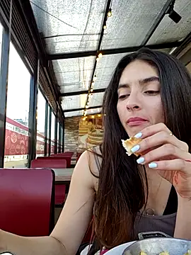 Webcam Model (Sam_Sara)  is live.Free join now!