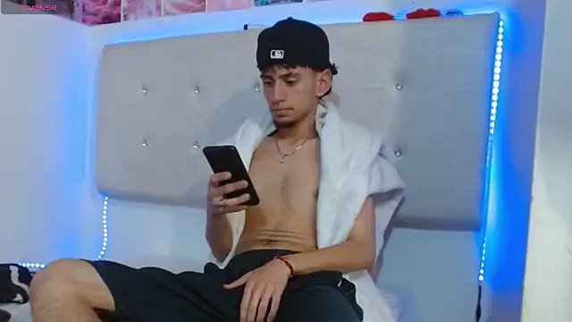 golden_raiden_12 webcam