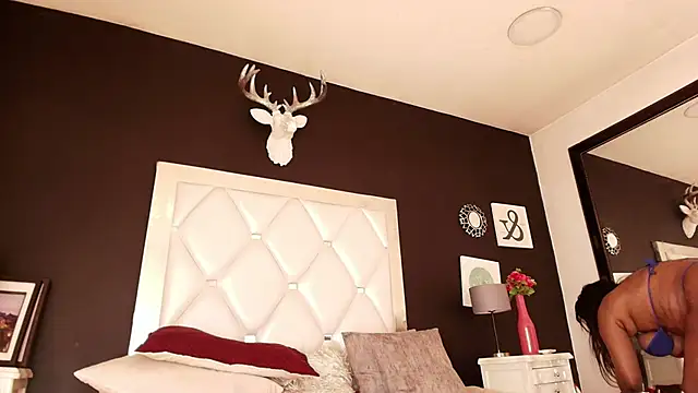 Sensual_Crazy webcam