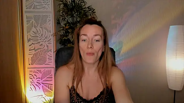 RebeccaMartinez webcam