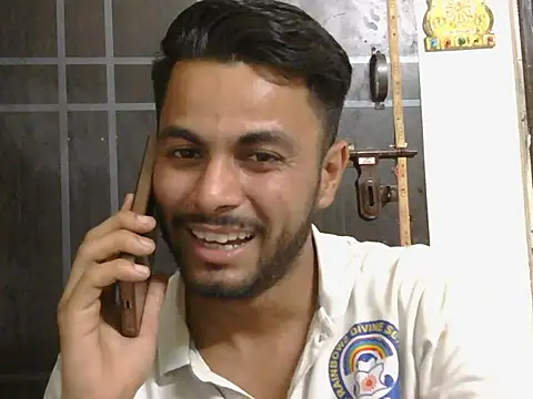 Stubborndesiboy webcam