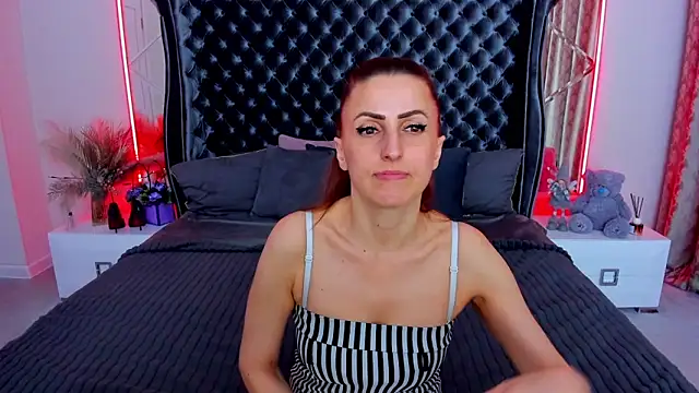 Rebecca_Diamond webcam