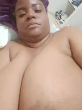 bigtitssxx webcam