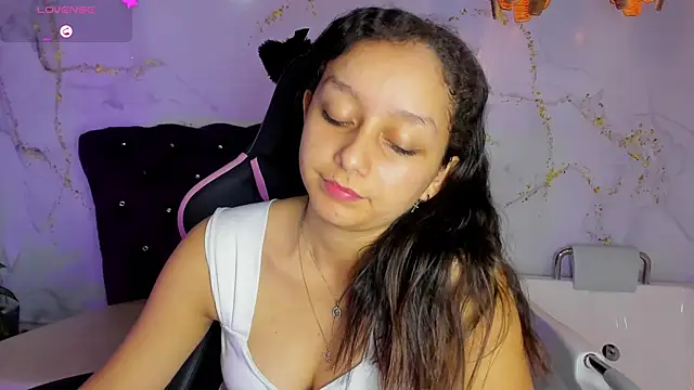 katy_sweet19 webcam