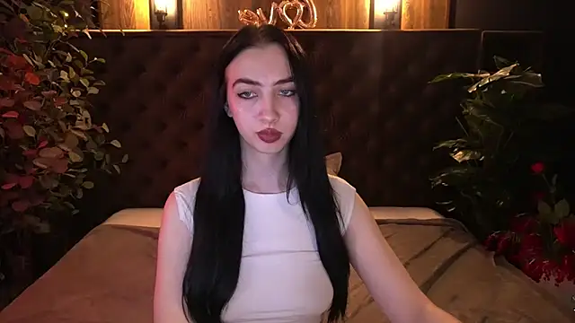 WildKittenX_ live sex cam