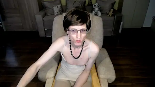 clementine - Clementine's free webcam - UK Sex Cams