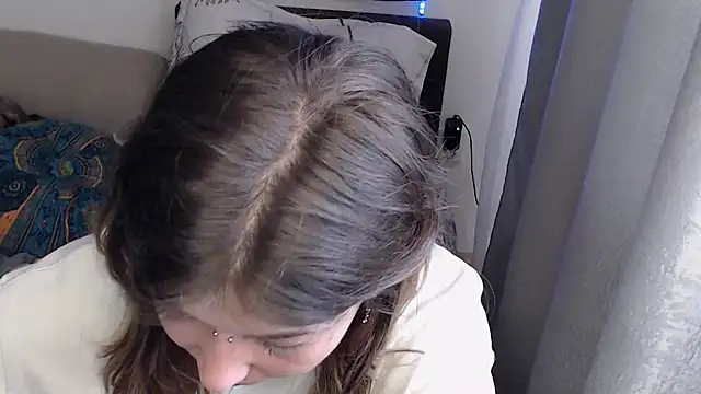 AlienforTwenty webcam