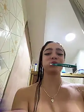 hottiee_melannie webcam