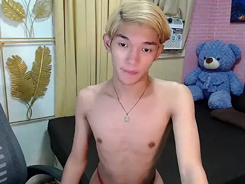 urasian_john18 webcam
