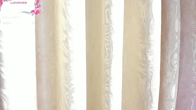 AlondraSoomer webcam