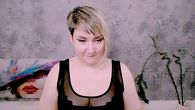 djullia - Djullia's free webcam - UK Sex Cams