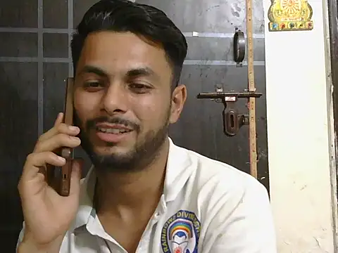 Stubborndesiboy webcam