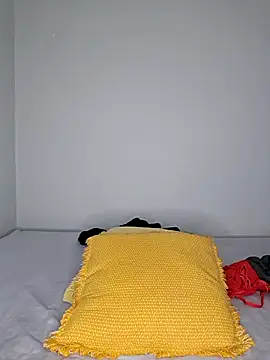 CertifiedhottieXOXO webcam