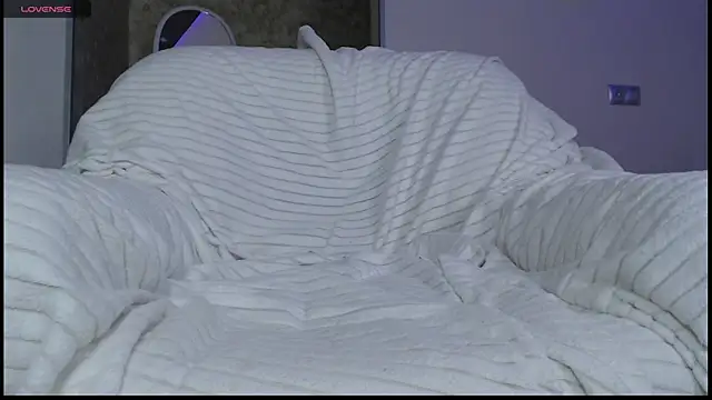 Agness_sweet live sex cam