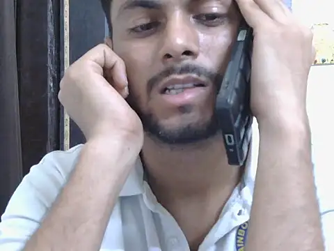 Stubborndesiboy webcam