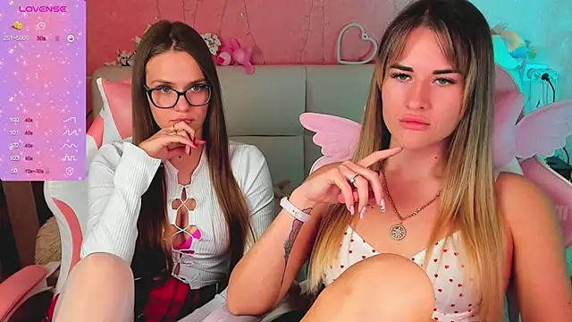 hotty_girls_here webcam