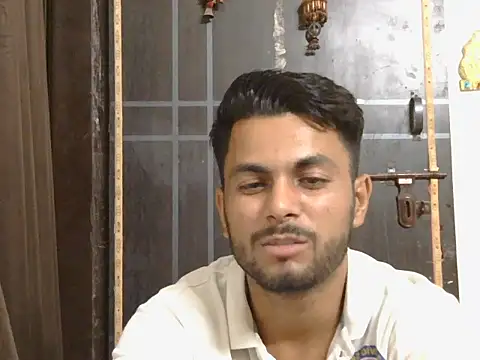 Stubborndesiboy webcam