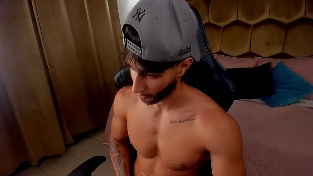 emmet_collinsjs (M twink) - mostrar mi cuerpo