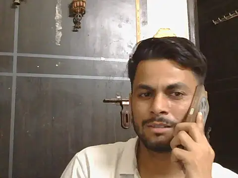 Stubborndesiboy webcam