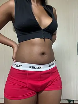 Webcam Model (NaughtyShawdy)  is live.Free join now!