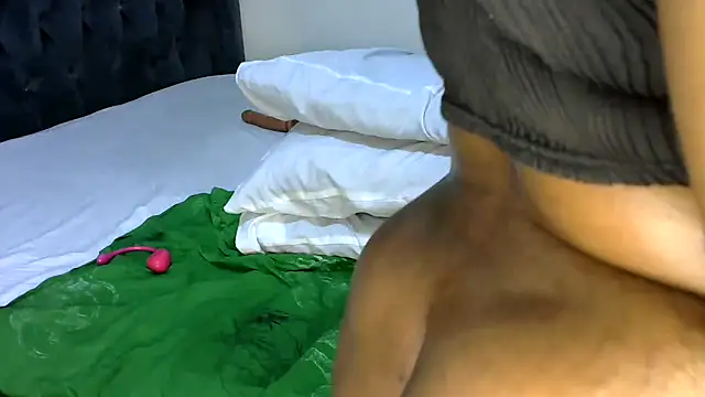 Judy-the-Booty webcam