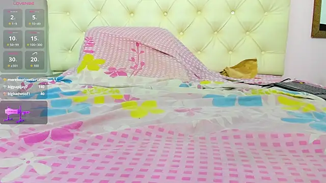 ElisabethMassey webcam