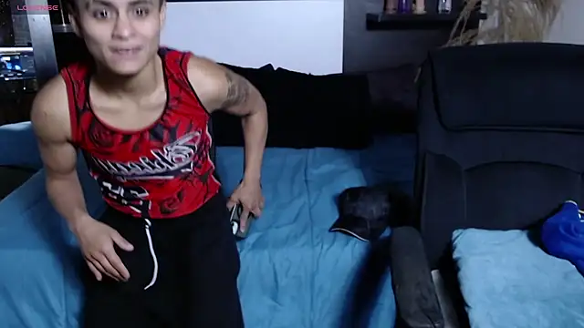 Liiamthompson webcam