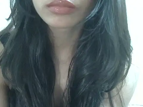 lusty_tanu webcam