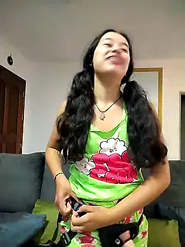 l0lita_emi webcam