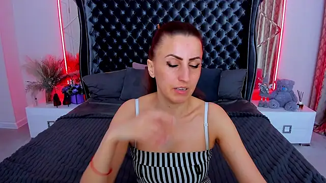 Rebecca_Diamond webcam