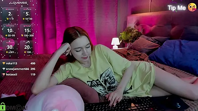 Lesi_Moonie01 webcam