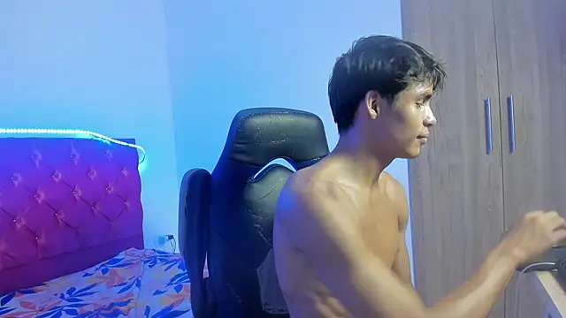 skinny_sam webcam