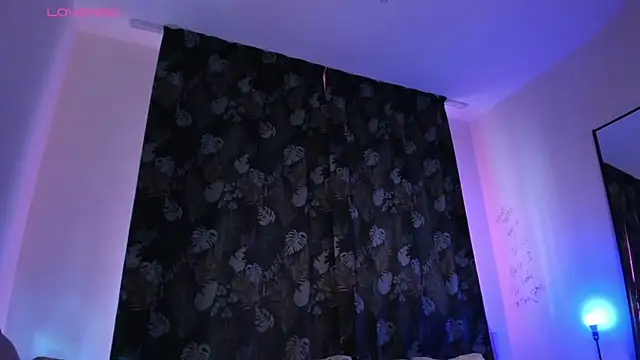 AnnexedPistol webcam