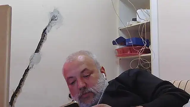 husoizmir - Husoizmir's free webcam - UK Sex Cams