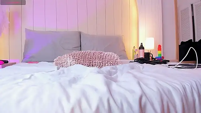 alicesandoval (F teen) - 🥵PLUGG IN MY ASS🥵