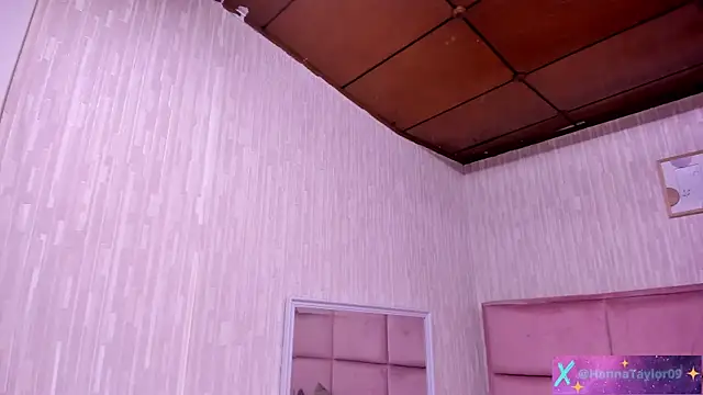 hannataylor (F young) - ⭐ Make me Squirt ⭐ My Pussy Is very  Wet