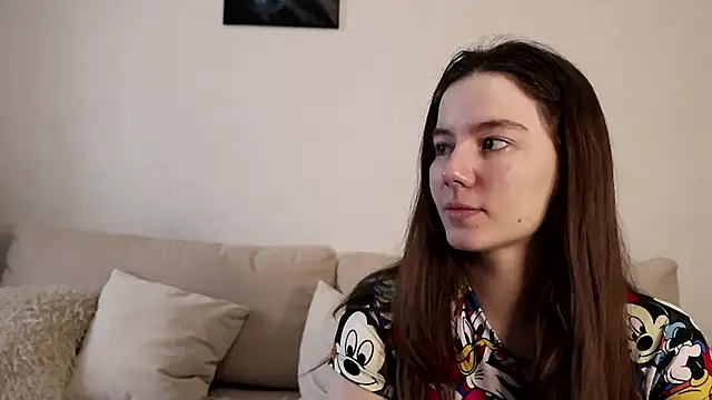 petalwren (F young) - soft touch my breast under top