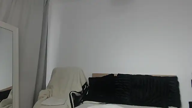 layla23a (F young) - Sunday big squirt