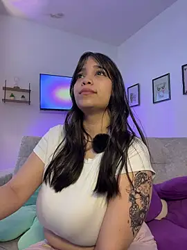 tati_reyess (F young) - striptease